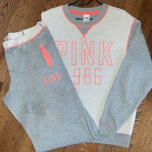 💖Victoria’s Secret PINK Sweatsuit✨